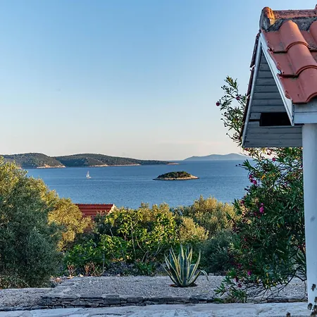 Holiday home Sea View House Sanja With Terrace - Happy
