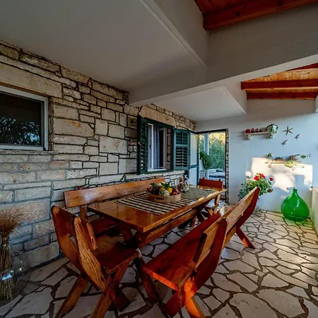 Holiday home Sea View House Sanja With Terrace - Happy Vela Luka